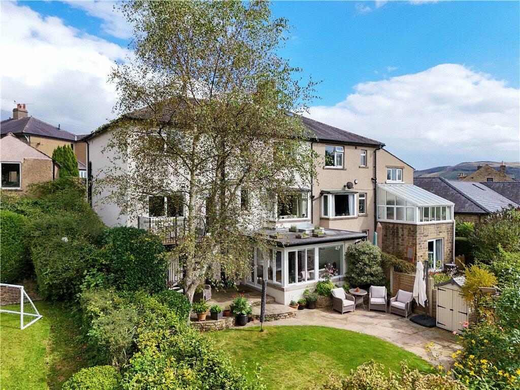 Additional property image - Raikeswood Drive, Skipton, North Yorkshire, BD23