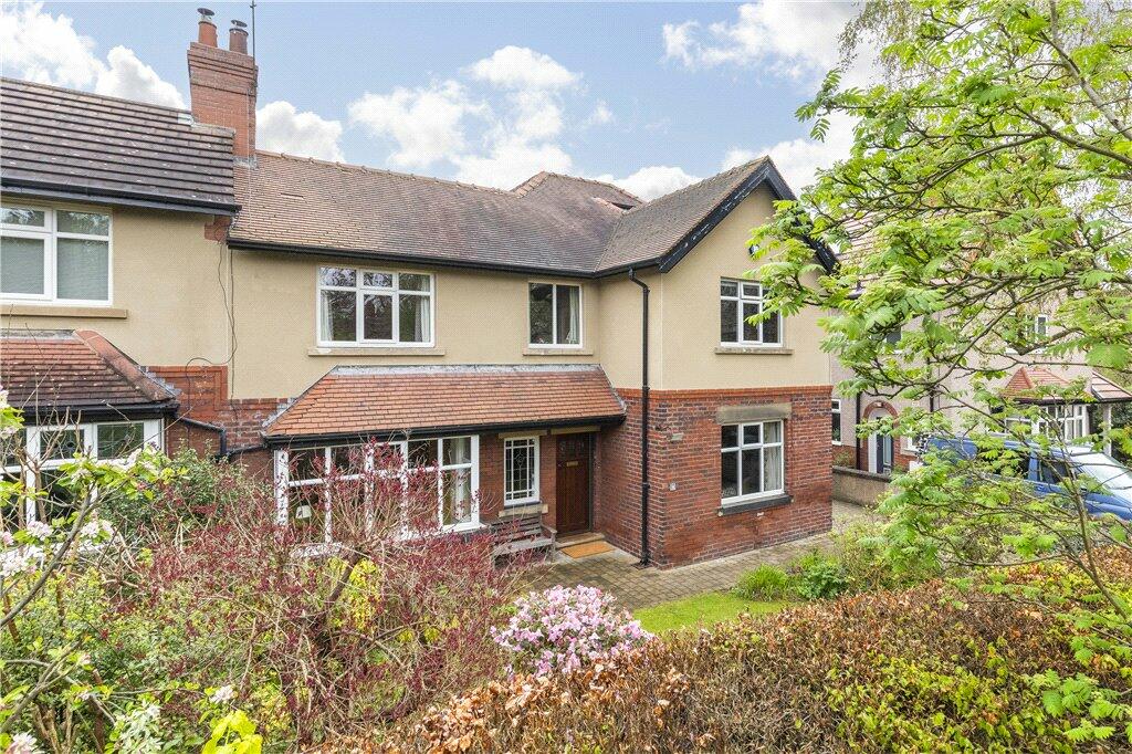 5 bedroom semidetached house for sale in 4 Harrowby Road, West Park