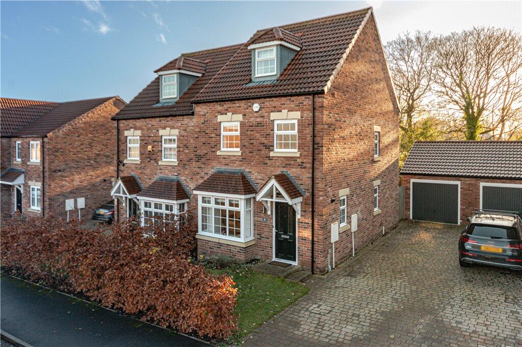 Main image of property: Woodlands Grove, Leeds, West Yorkshire, LS16