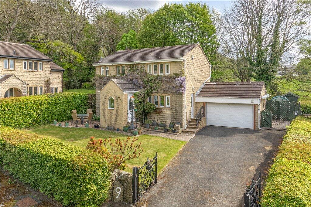 Main image of property: Thompson Green, Baildon, West Yorkshire, BD17