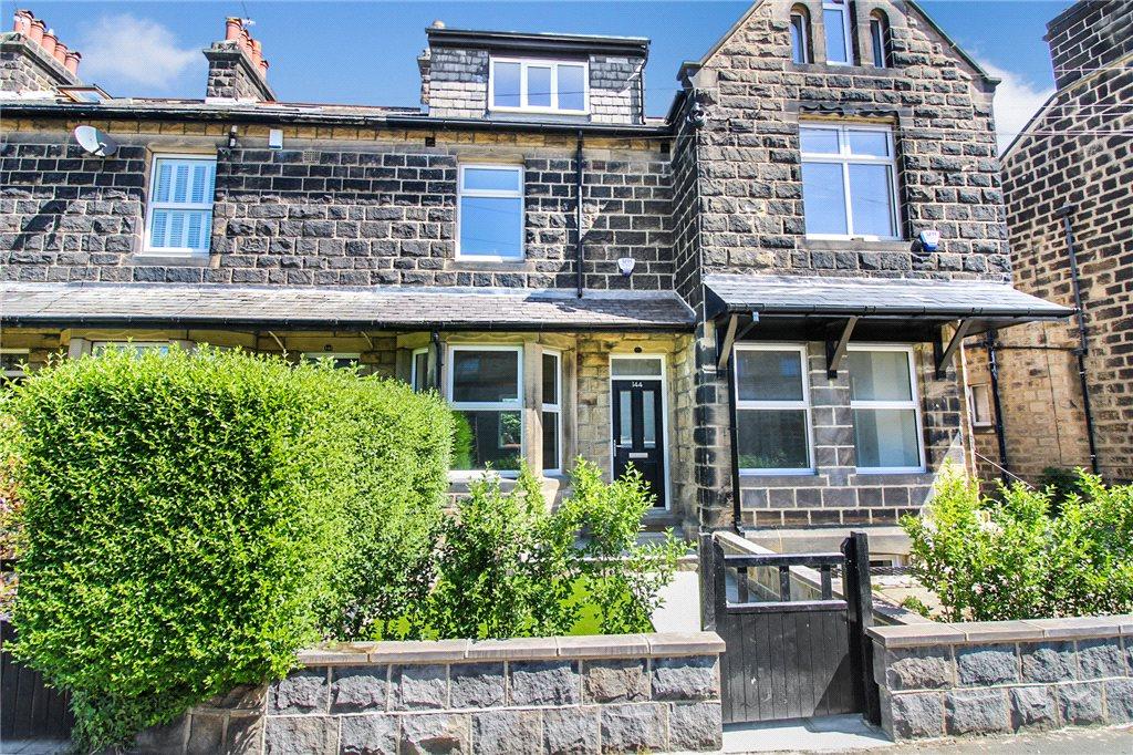 4 bedroom terraced house for sale in Otley Road, Guiseley, Leeds, West