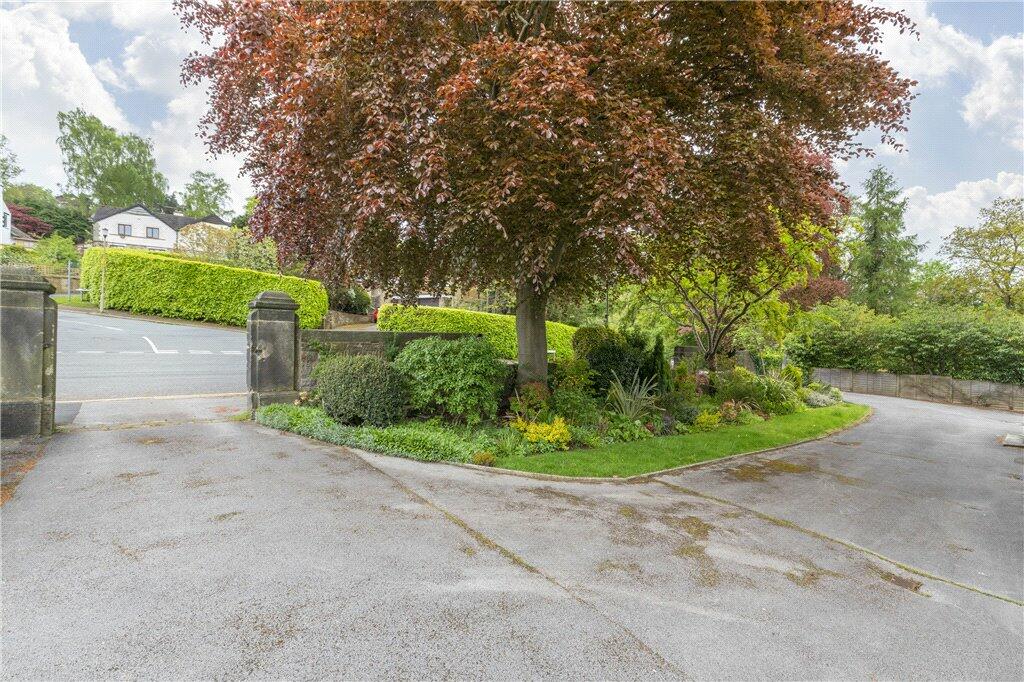 1 bedroom apartment for sale in Parish Ghyll Drive, Ilkley, West Yorkshire, LS29