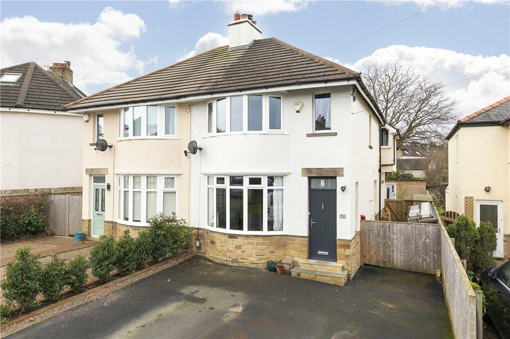 3 bedroom semidetached house for sale in Wheatlands, Ilkley, LS29