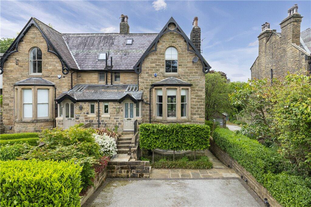 4 bedroom semidetached house for sale in Parish Ghyll Road, Ilkley