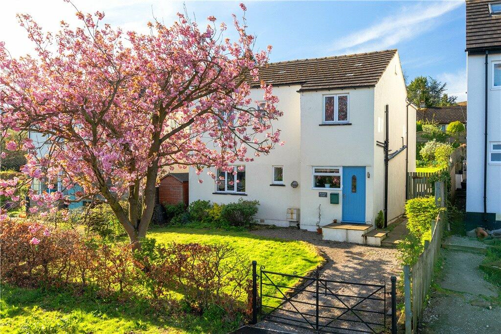 3 bedroom detached house for sale in Victoria Road, Ilkley, West