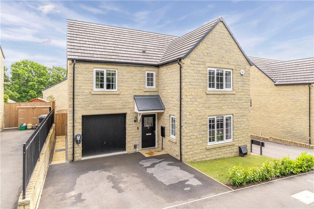 Main image of property: Moseley Beck Lane, Leeds, West Yorkshire, LS16