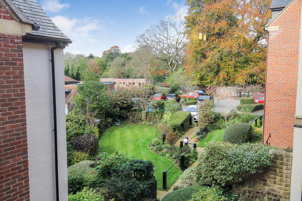 1 bedroom apartment for sale in Vale Court, Knaresborough, North