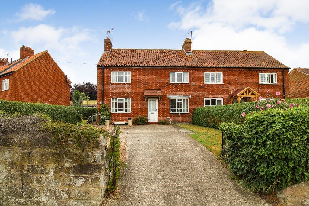 Main image of property: Harrogate Road, Ferrensby, Knaresborough, North Yorkshire, HG5