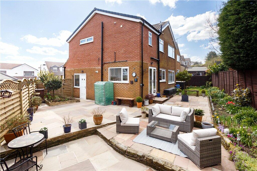 4 bedroom detached house for sale in Foster Park Grove, Denholme, West