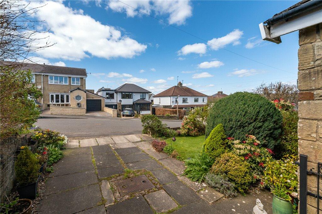 3 bedroom bungalow for sale in Florence Avenue, Wilsden, West Yorkshire