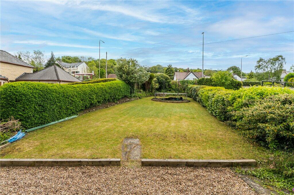 3 bedroom bungalow for sale in Bradford Road, Cottingley Bridge