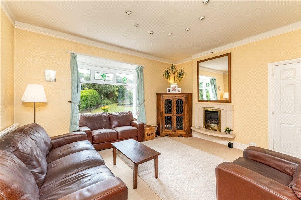 3 bedroom bungalow for sale in Bradford Road, Cottingley Bridge