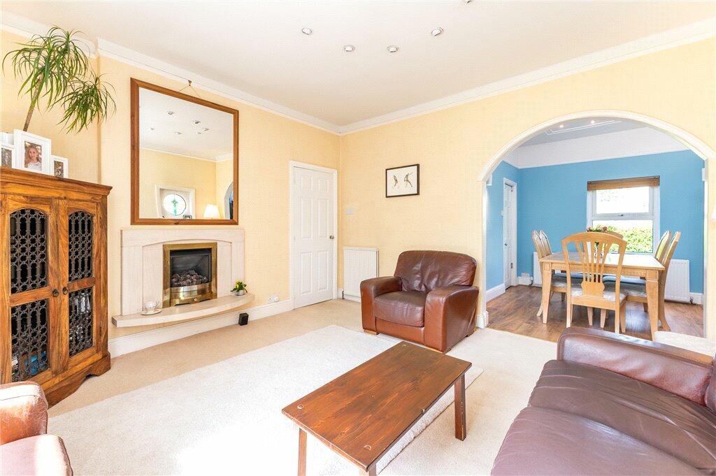 3 bedroom bungalow for sale in Bradford Road, Cottingley Bridge