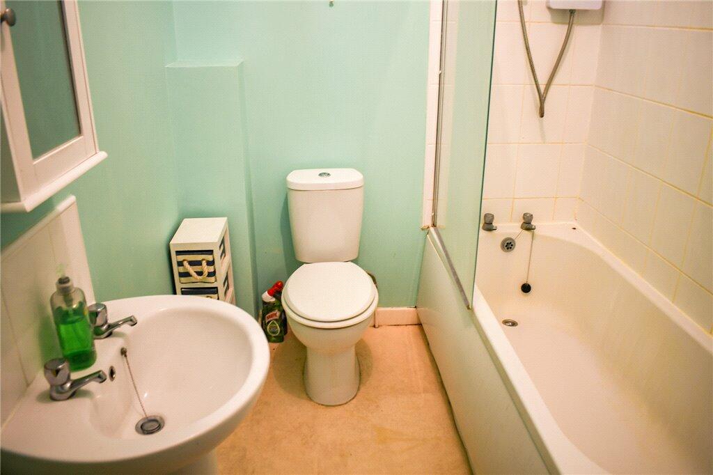 Additional property image - Clyde Street, Bingley, BD16