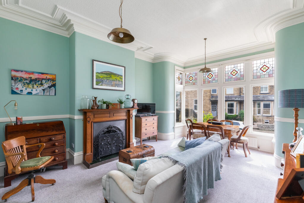 Additional property image - Hall Bank Drive, Bingley, West Yorkshire, BD16