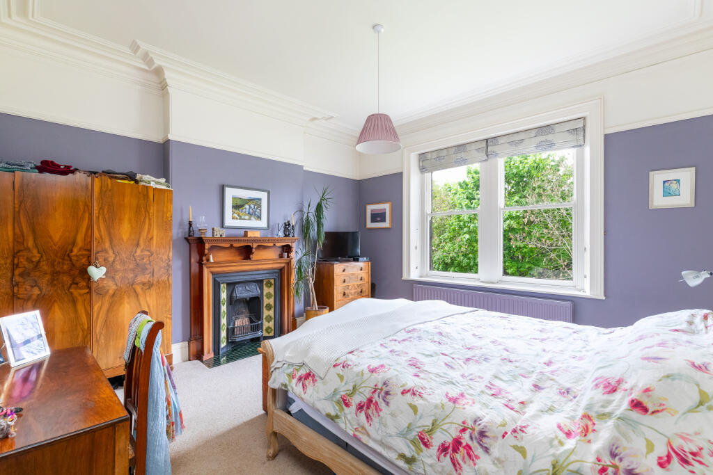 Additional property image - Hall Bank Drive, Bingley, West Yorkshire, BD16