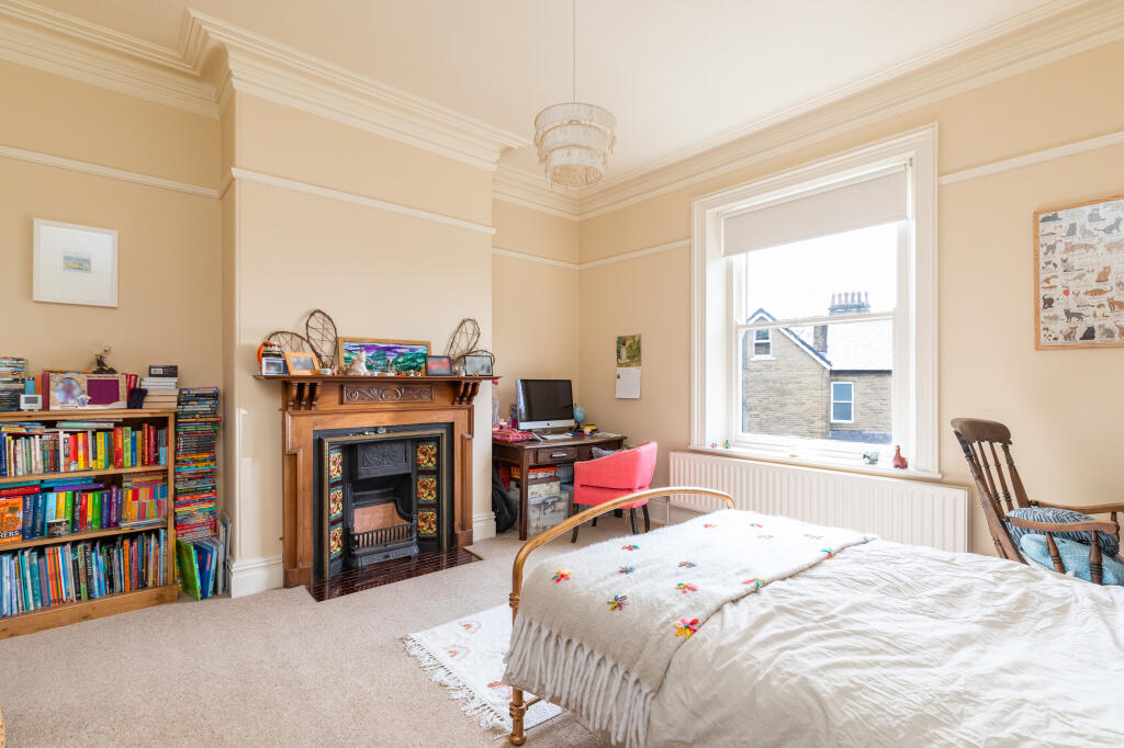 Additional property image - Hall Bank Drive, Bingley, West Yorkshire, BD16