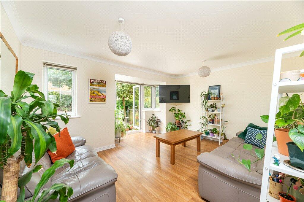 Additional property image - Broad Dale Close, East Morton, West Yorkshire, BD20