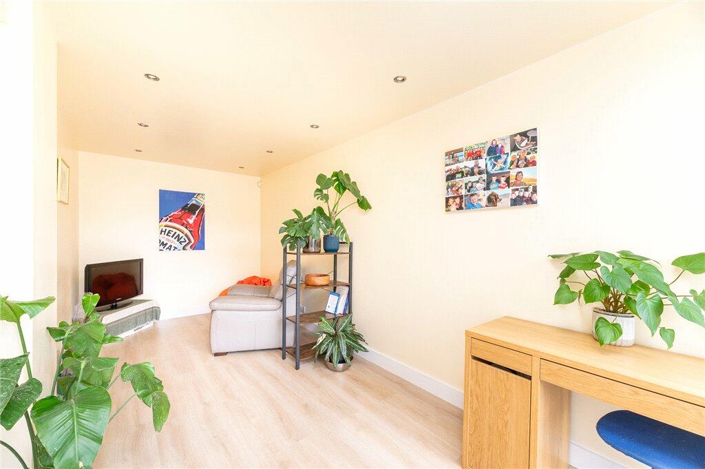 Additional property image - Broad Dale Close, East Morton, West Yorkshire, BD20