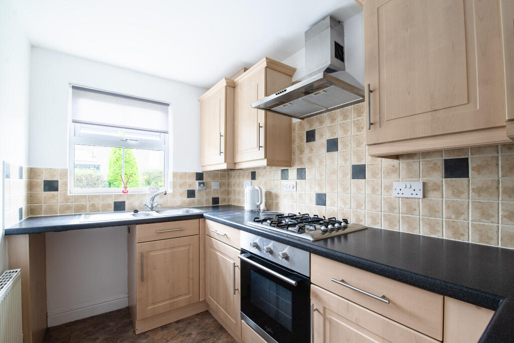 Additional property image - Swan Avenue, Gilstead, Bingley, West Yorkshire, BD16