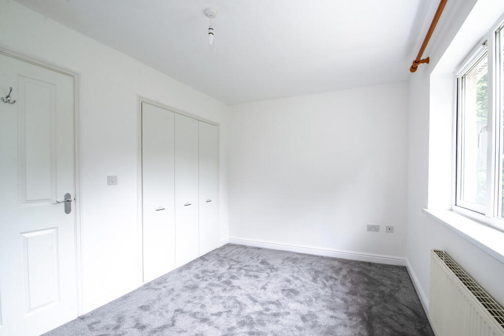 Additional property image - Swan Avenue, Gilstead, Bingley, West Yorkshire, BD16