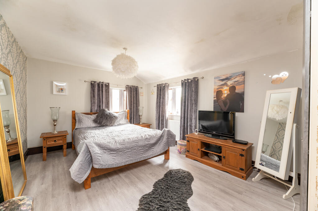 Additional property image - Station Road, Cullingworth, West Yorkshire, BD13