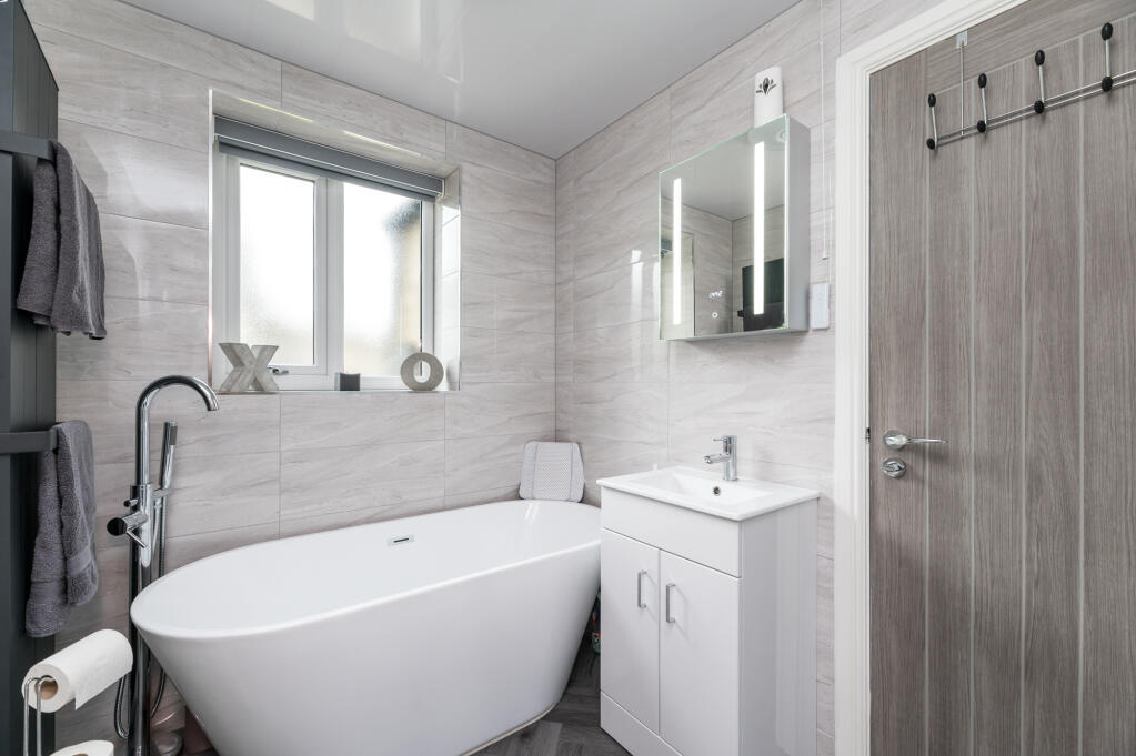 Additional property image - Harecroft, Wilsden, West Yorkshire, BD15