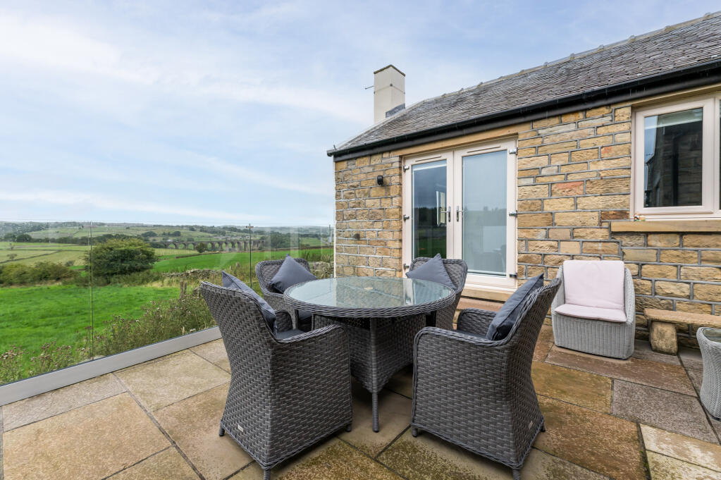 Additional property image - Harecroft, Wilsden, West Yorkshire, BD15