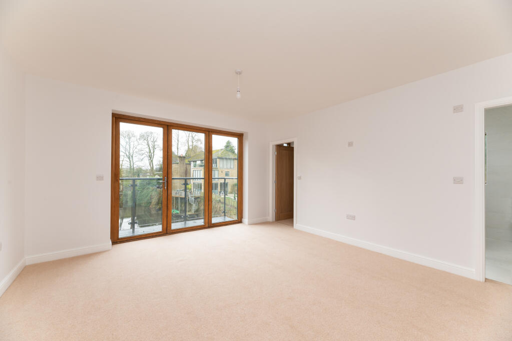 Additional property image - Lakeside, East Morton, West Yorkshire, BD20