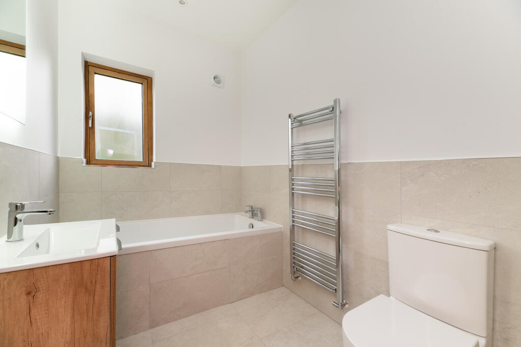 Additional property image - Lakeside, East Morton, West Yorkshire, BD20