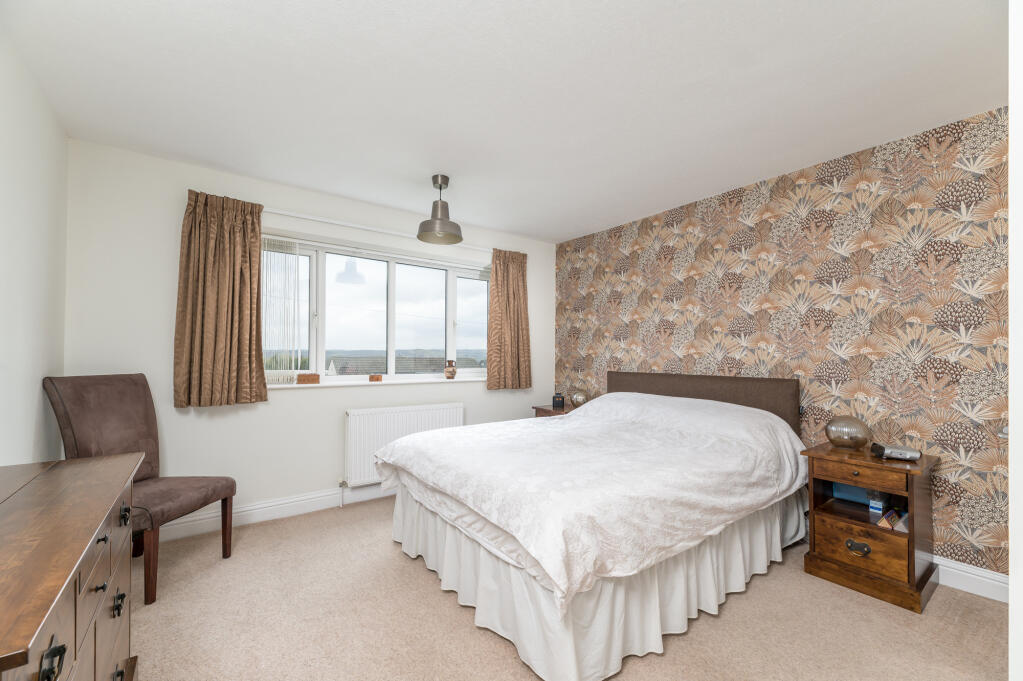 Additional property image - Otley Road, Eldwick, Bingley, BD16