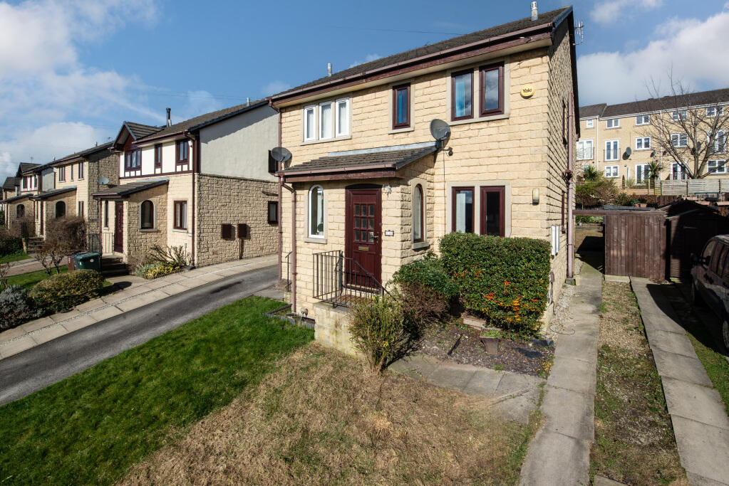 Main image of property: The Oval, Bingley, West Yorkshire, BD16