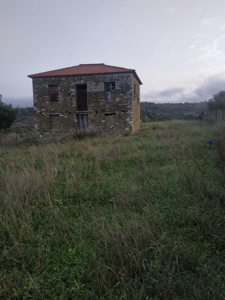 4 bedroom village house for sale in Soulinari, Messinia, Peloponnese