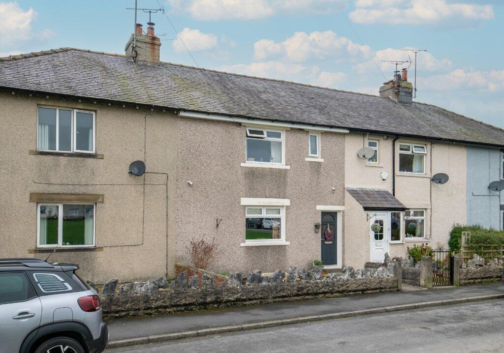 3 bedroom terraced house for sale in Thornview Road, Hellifield