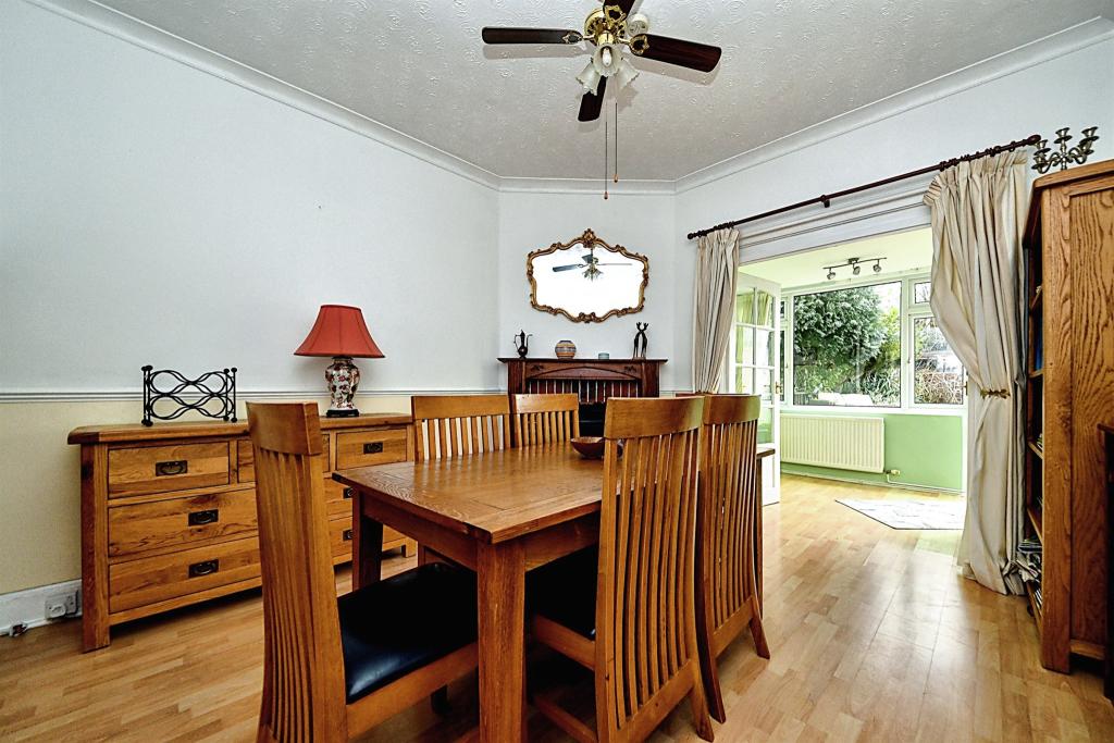 3 bedroom semidetached house for sale in Seagate Road, Hunstanton, PE36