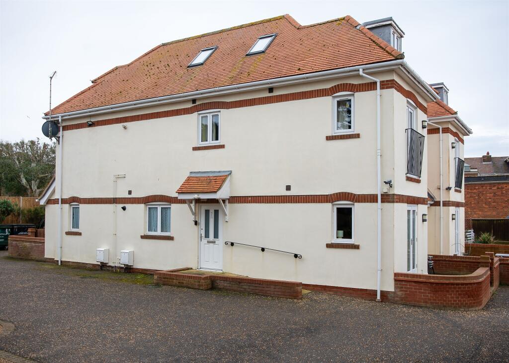 Main image of property: Cliff Parade, Hunstanton
