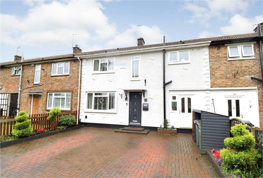 3 bedroom terraced house for sale in Thoresby Road, York, YO24