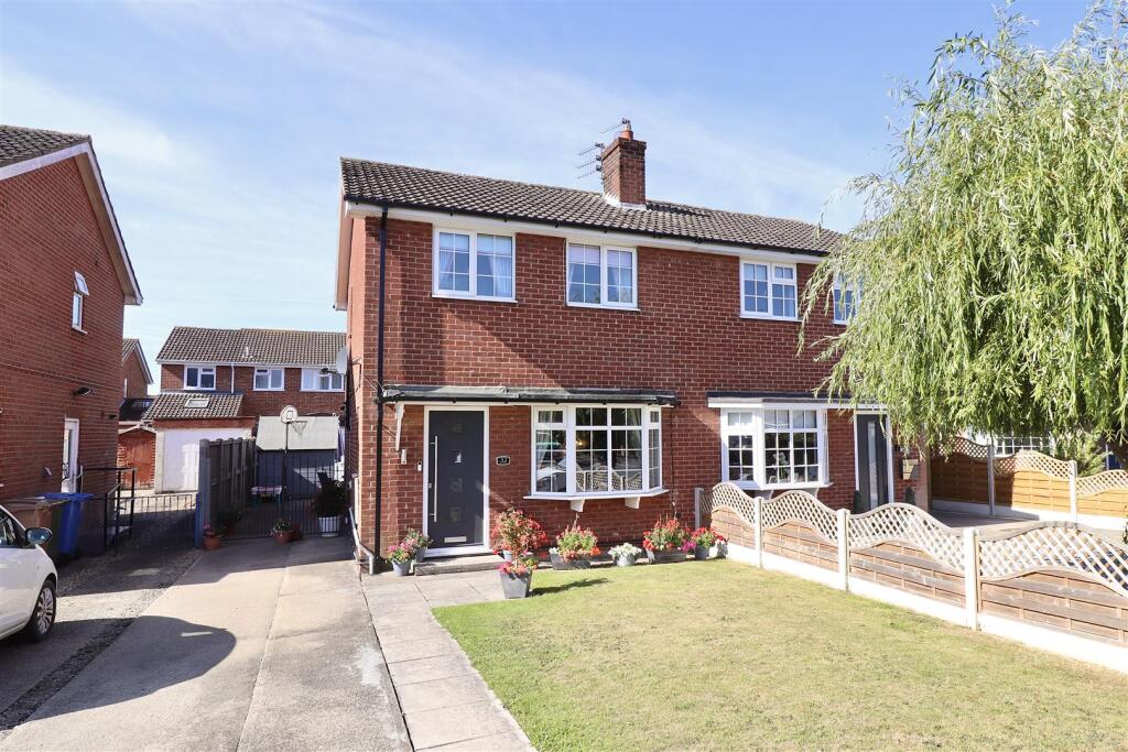 Main image of property: Hardrada Way, Stamford Bridge
