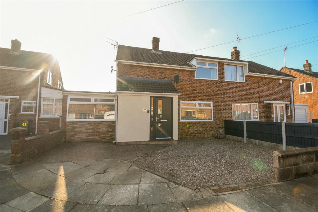 3 bedroom semidetached house for sale in Frankby Grove, Upton, Wirral