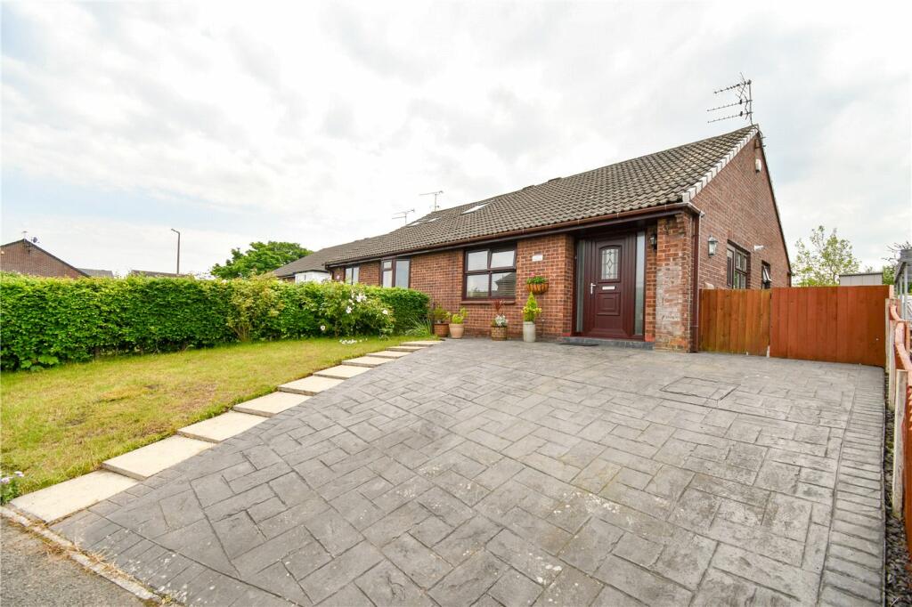 2 bedroom bungalow for sale in Stroud Close, Greasby, Wirral, CH49