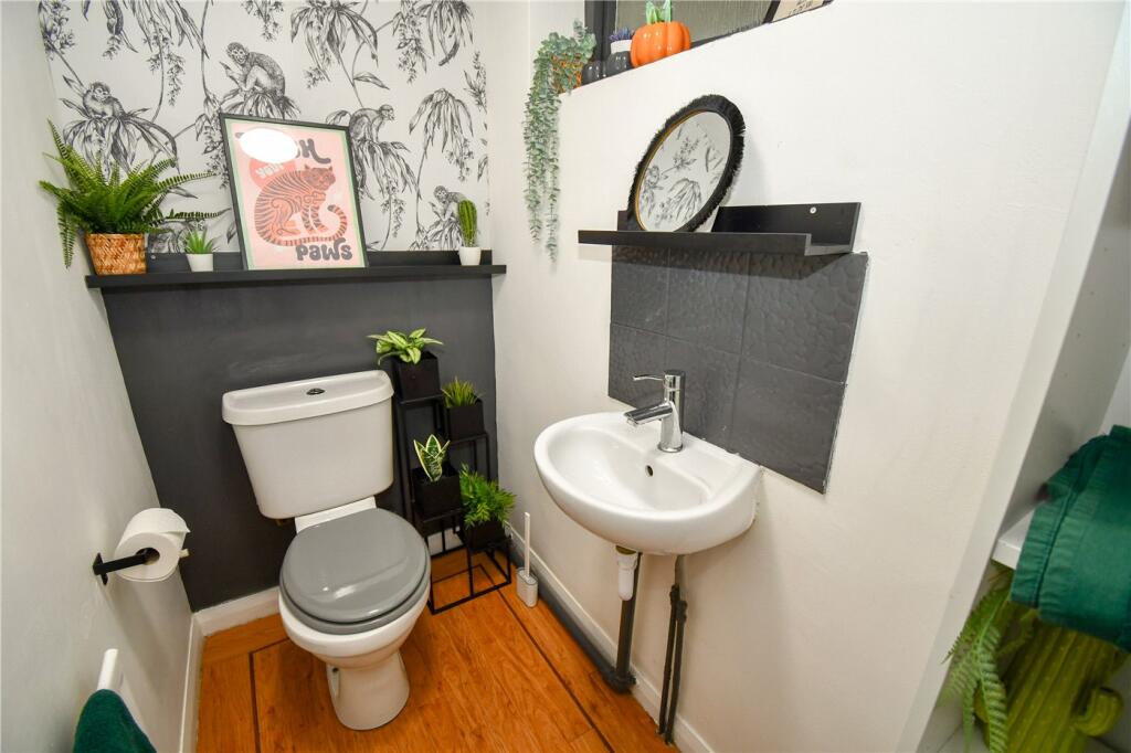 Additional property image - Frankby Close, Greasby, Wirral