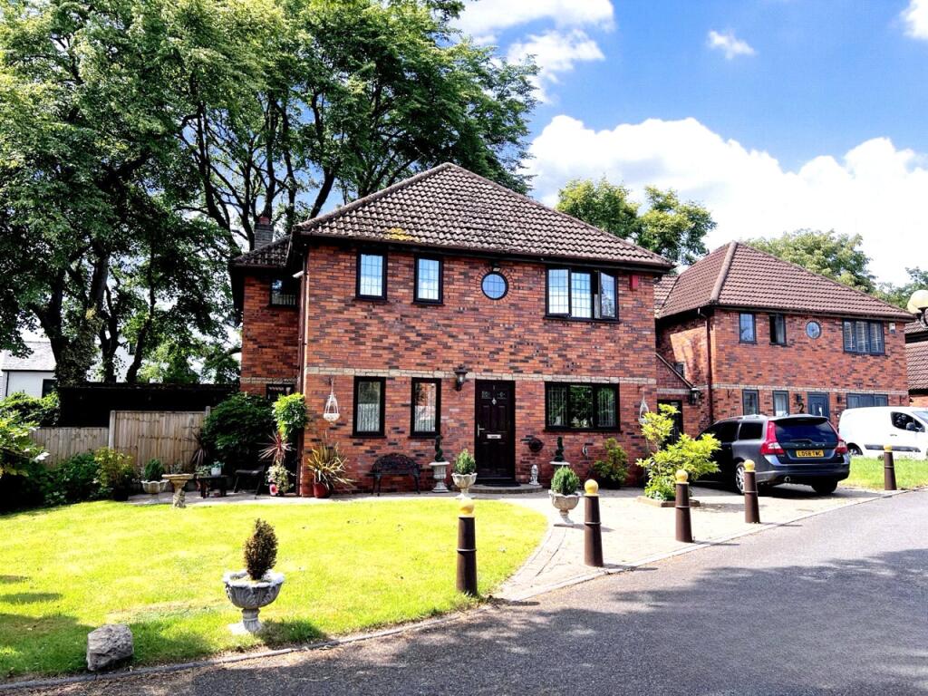 Main image of property: Woodhouse Court, MANSFIELD, Nottinghamshire, NG19