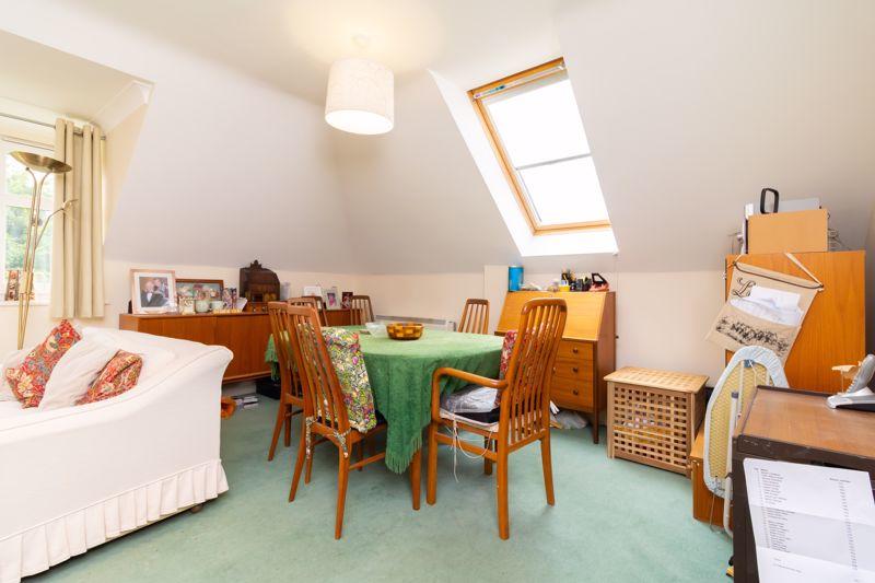 2 bedroom retirement property for sale in Limpsfield Road, Warlingham, CR6