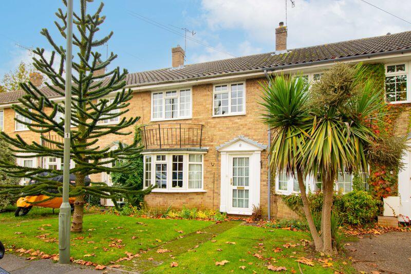 3 bedroom terraced house for sale in Hillbrow Court, Godstone, RH9