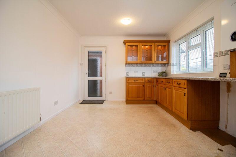 Additional property image - Birch Way, Warlingham