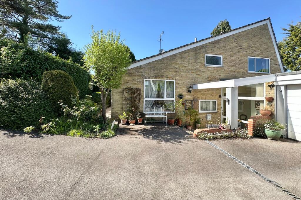 Main image of property: Hampden Hill, Beaconsfield, HP9