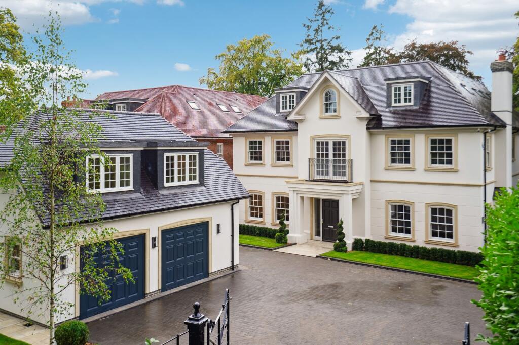 Main image of property: Westfield Road, Beaconsfield, HP9