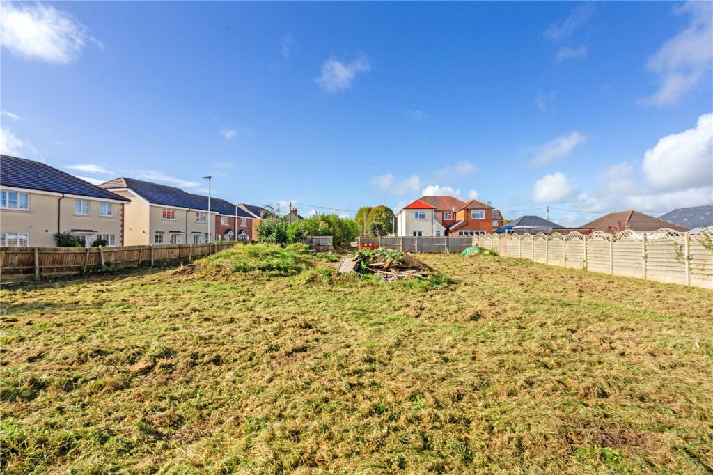 3 bedroom detached house for sale in Astor Crescent, Ludgershall