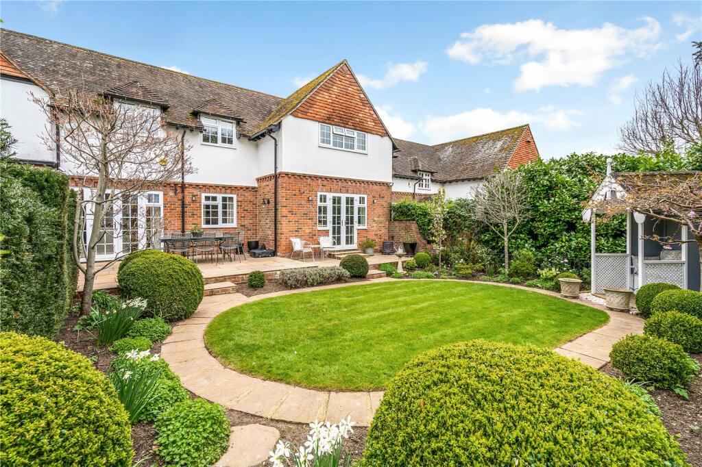 3 bedroom terraced house for sale in Donnington Park, Donnington