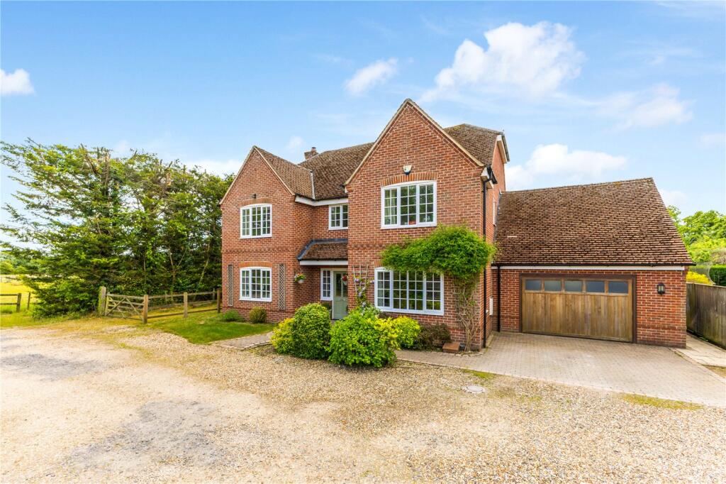 Main image of property: Warren Road, Newbury, Berkshire, RG14